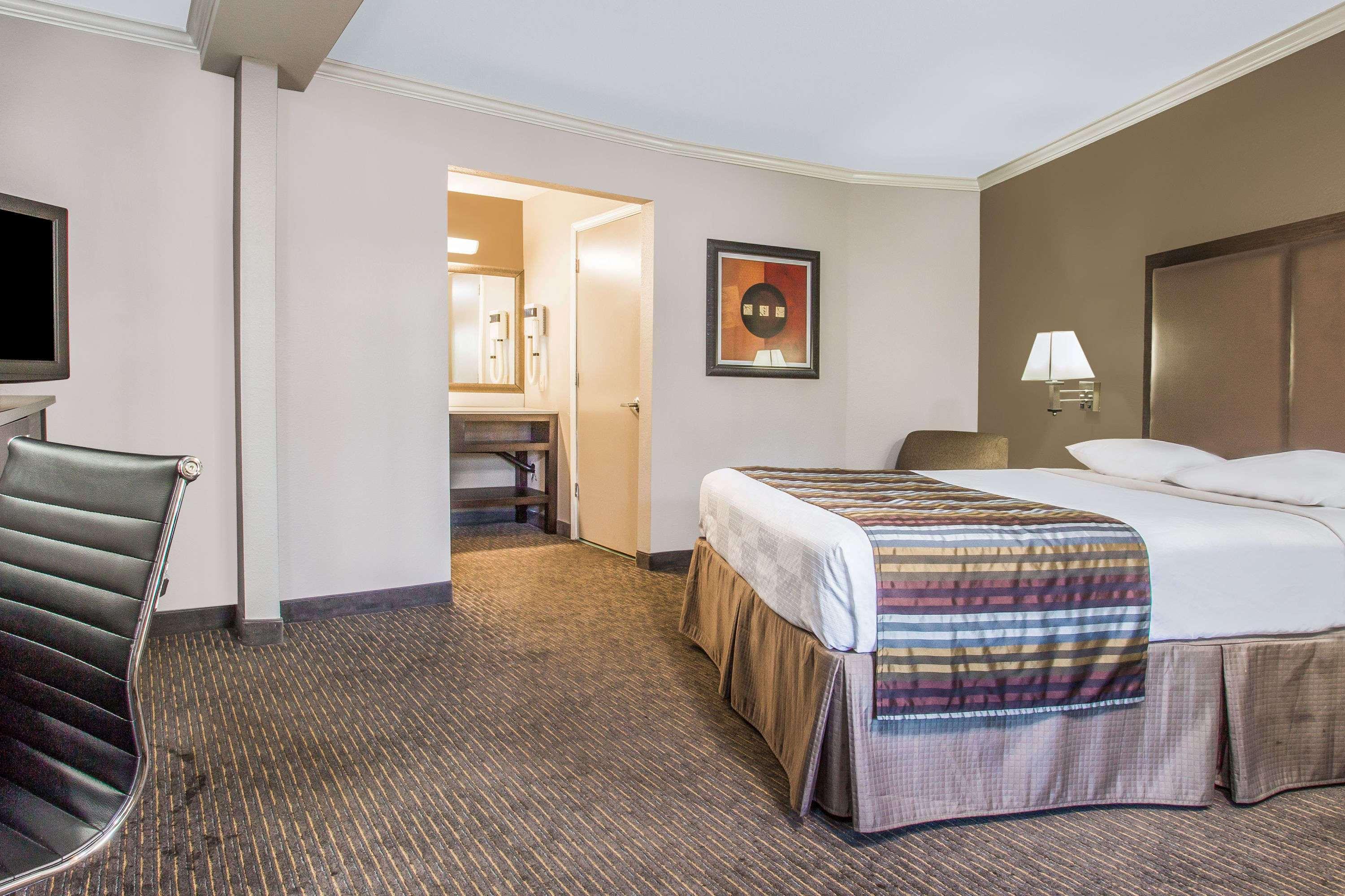 Super 8 By Wyndham Mountain View Motel Ngoại thất bức ảnh