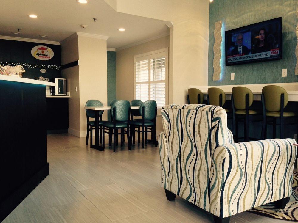 Super 8 By Wyndham Mountain View Motel Ngoại thất bức ảnh